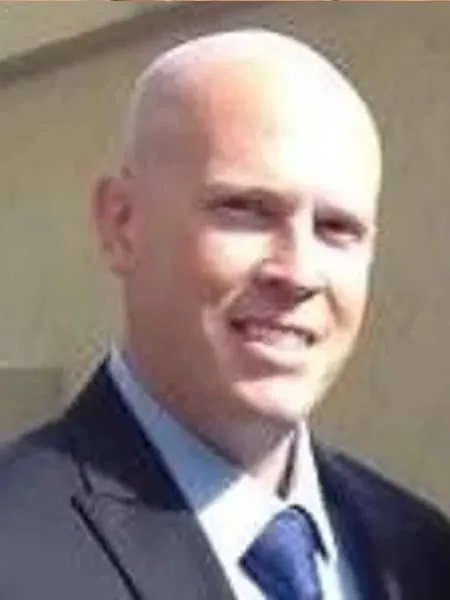 Andrew Ksenzulak，Field Technician